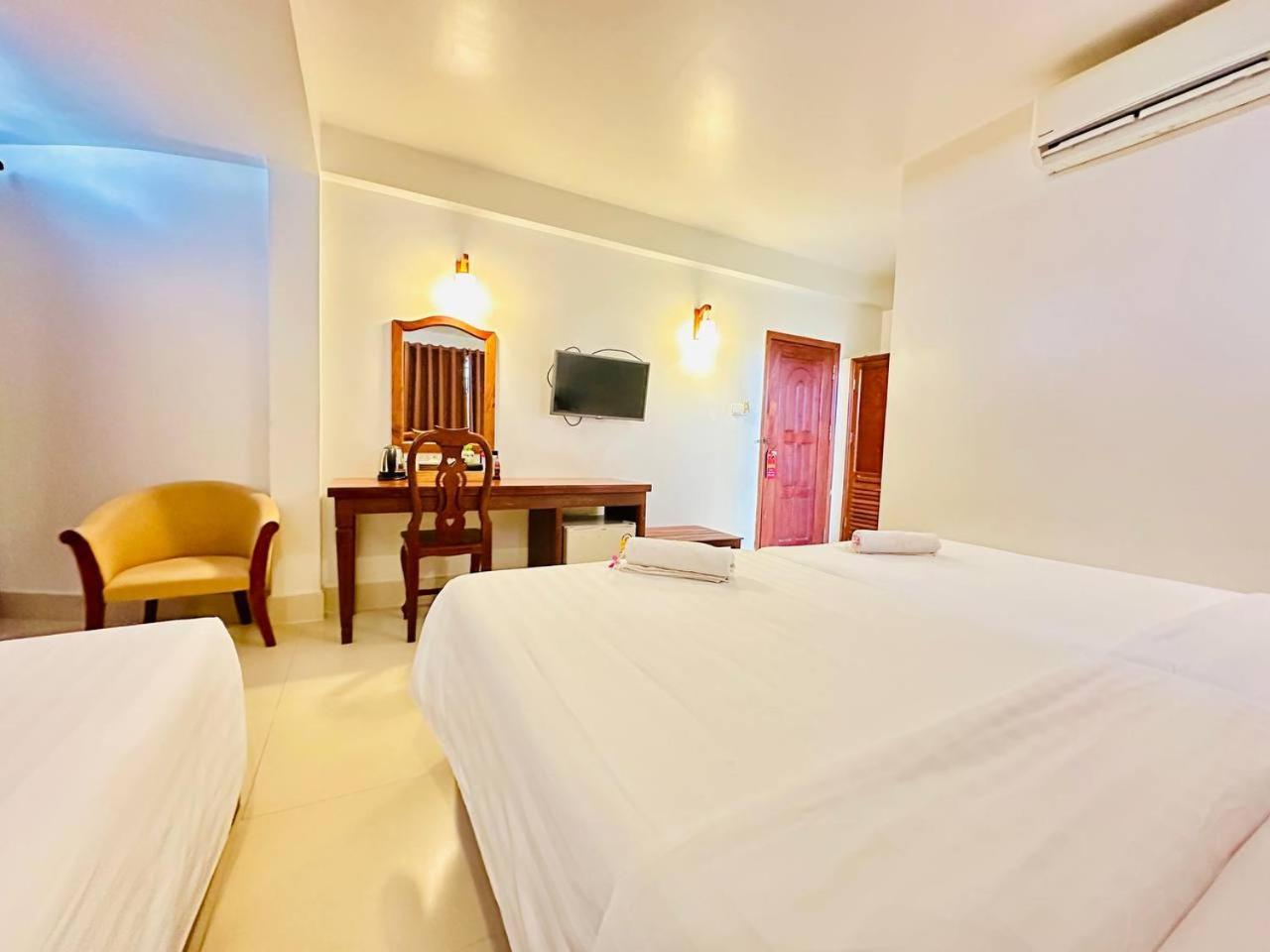 Holy Angkor Hotel Siem Reap Luaran gambar