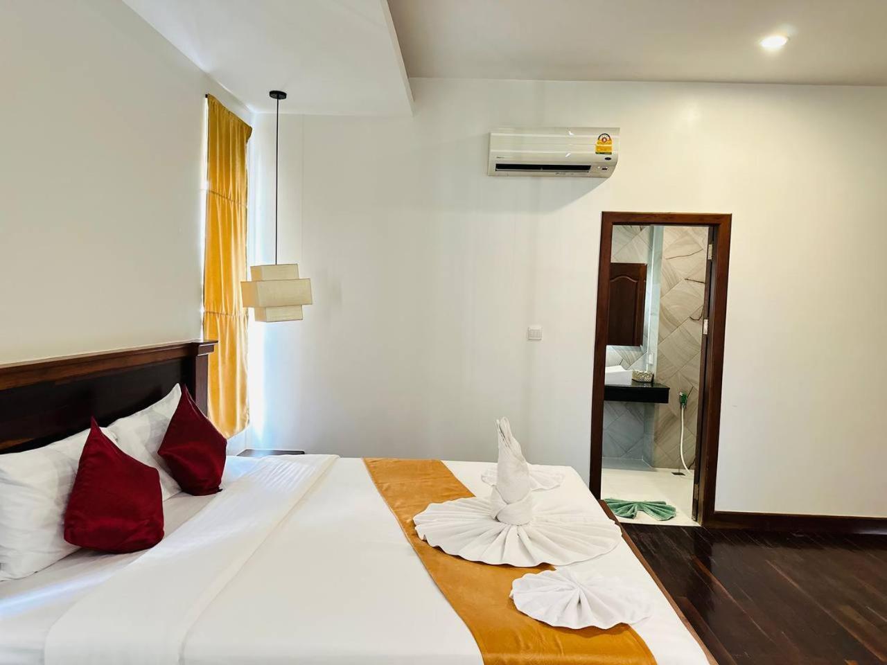 Holy Angkor Hotel Siem Reap Luaran gambar